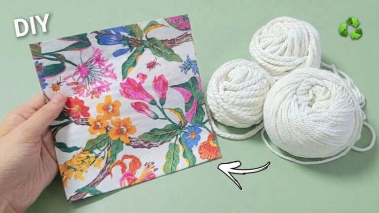 Cette astuce simple transforme des serviettes en un sublime panier de rangement…