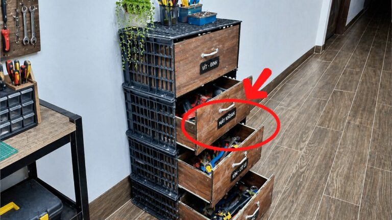 Créez une étagère multifonction avec 5 matériaux récupérés facilement !