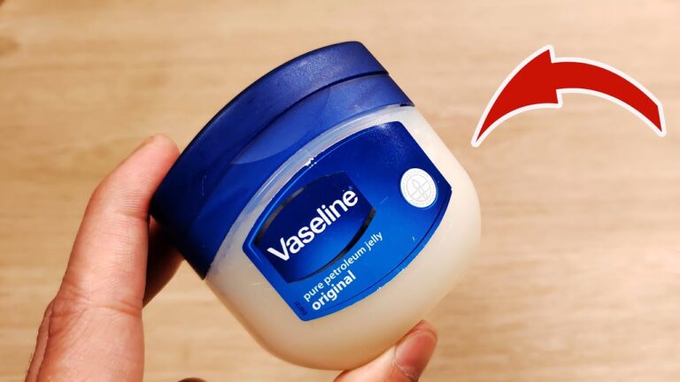 3 astuces avec la Vaseline que les riches adorent découvrir !