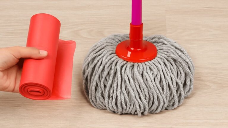 5 astuces avec un sac poubelle pour faire briller vos sols comme jamais !