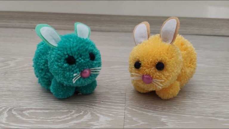 Créez 5 pompons en forme de lapin facilement et amusez-vous ! 🐰✨